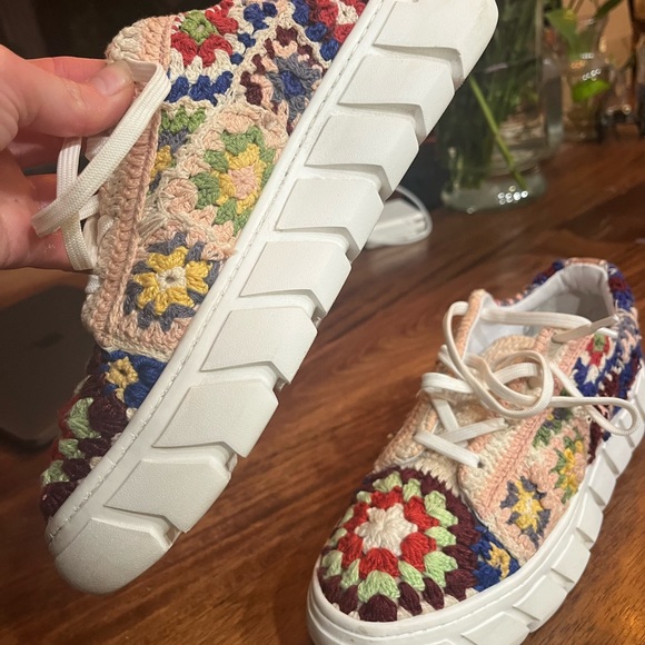 free people catch me if you can crotchet sneakers - Picture 4 of 7